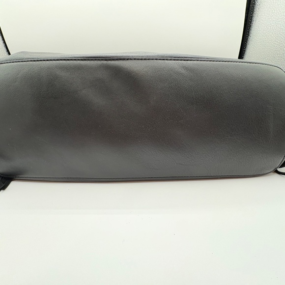 NEW~Diane Von Furstenberg Black Leather Tote/ Purse~Suede SideFringe~Red Lining - Picture 8 of 16